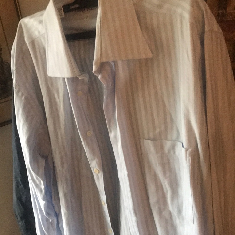 Powder blue and white Harry Rosen high end dress shirt silky nice material sz 33